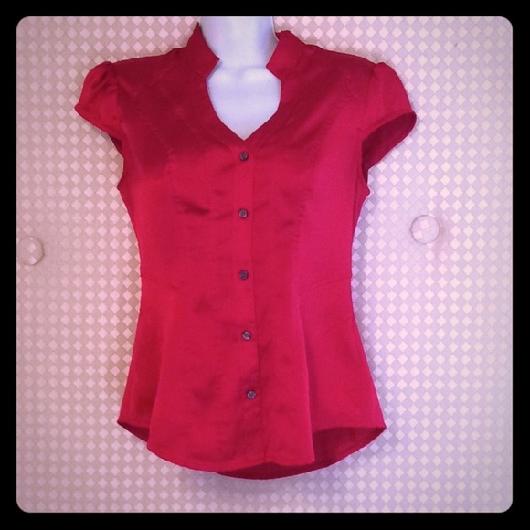 💕EXPRESS💕 CAP SLEEVE BUTTON DOWN FITTED FLARE BLOUSE NWOT❣️ - Picture 2 of 7